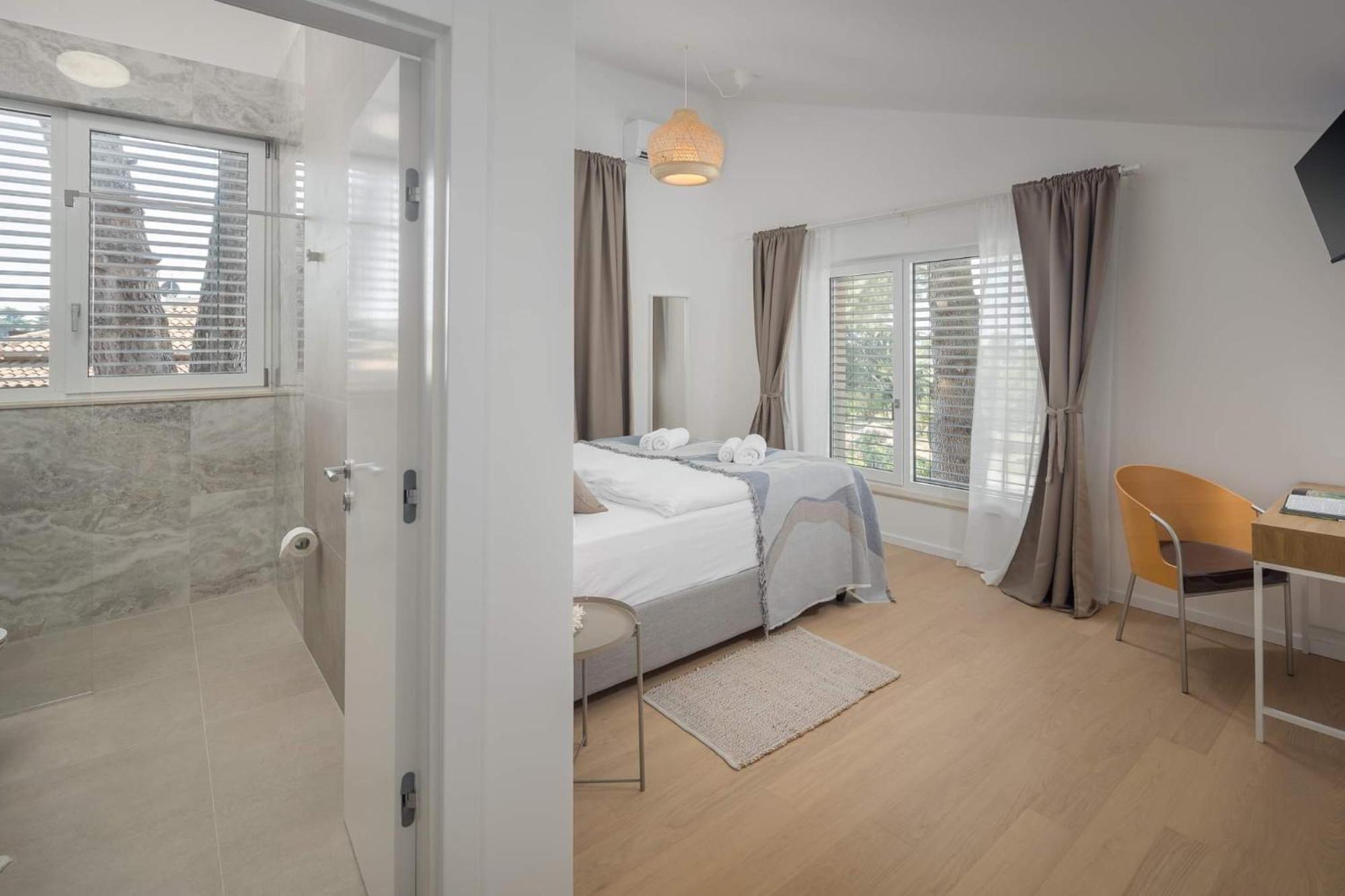 Valdora Luxury With Pool Novigrad Istria